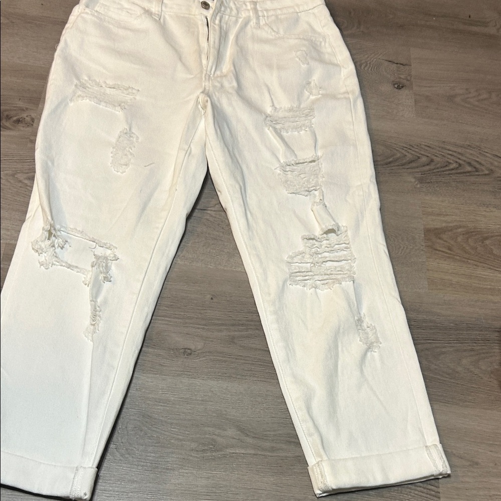 Casual Distressed White Boyfriend Jeans
